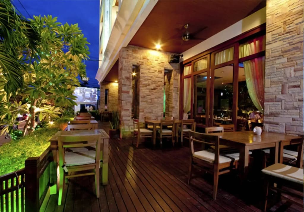 Crystal Palace Pattaya Hotel - photo 33