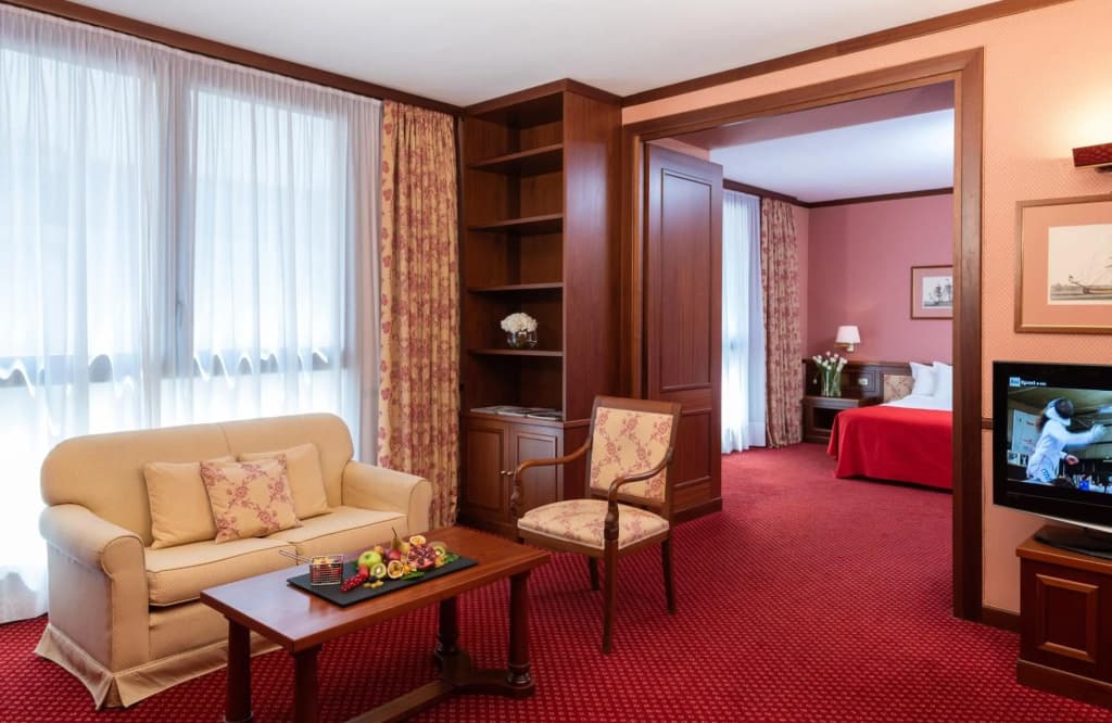 Leonardo Hotel Milan City Center - photo 41