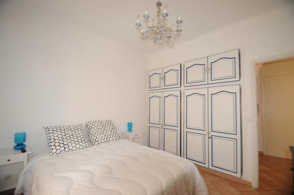 Spacieux Deux Chambres Au Port - photo 2