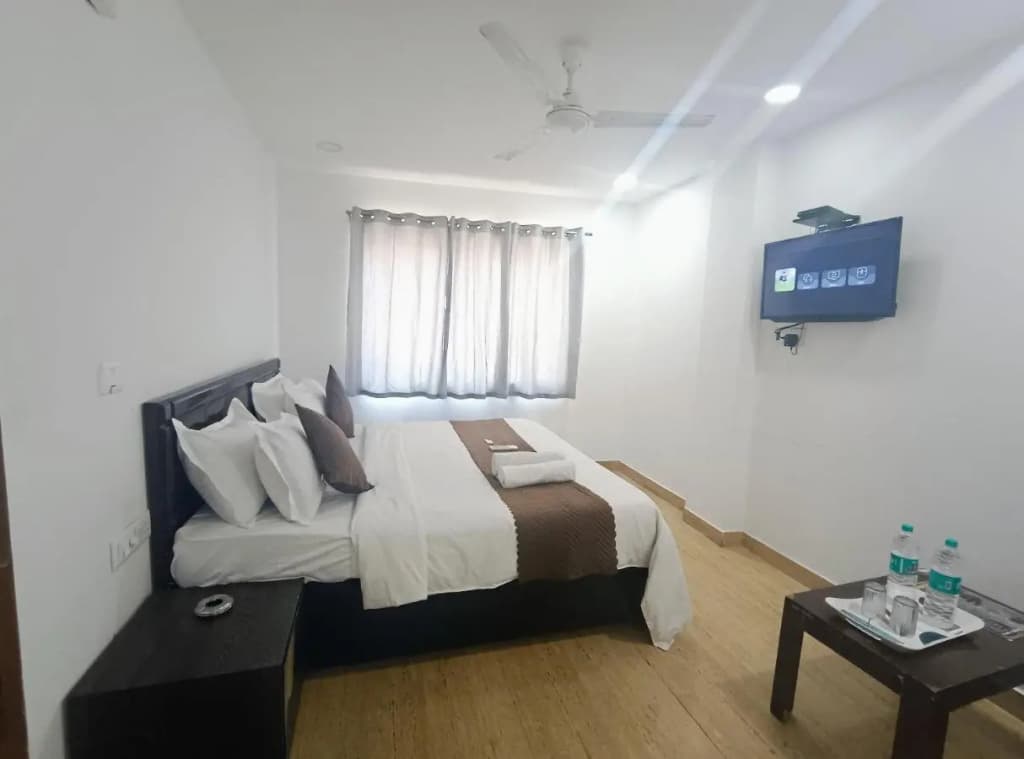 Mauryan Elite Hotel @ Devli Khanpur - photo 11