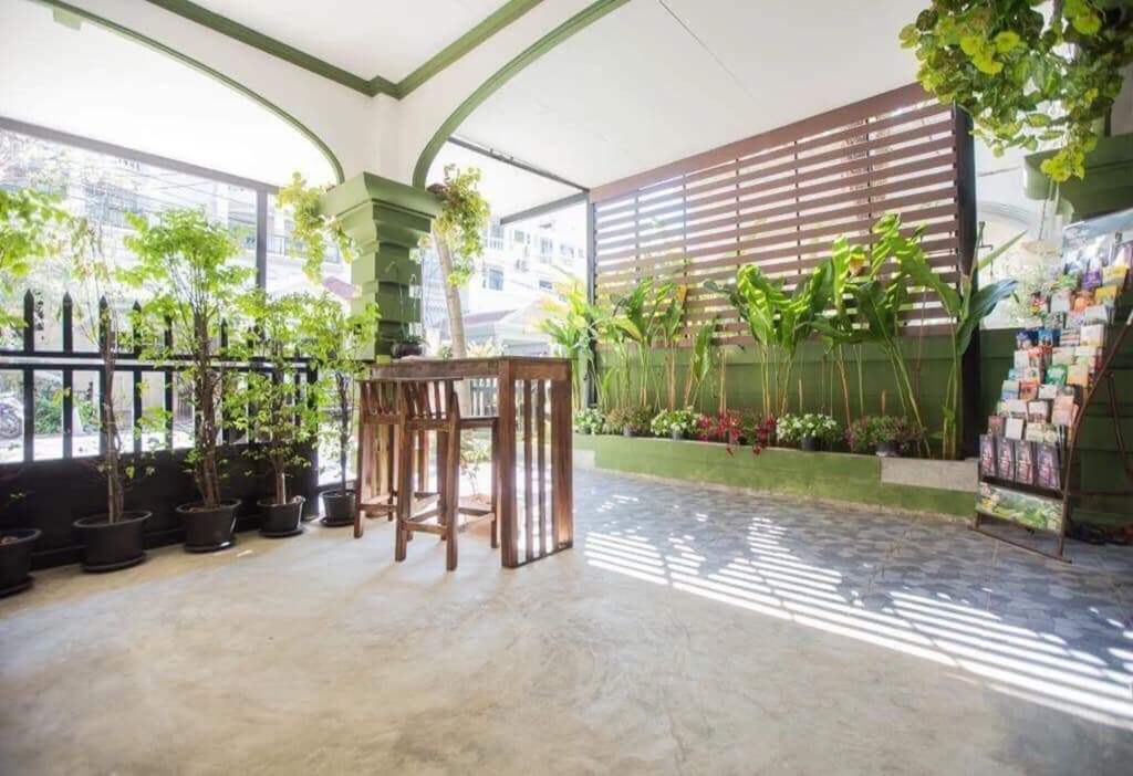 iRoom Boutique House - photo 15