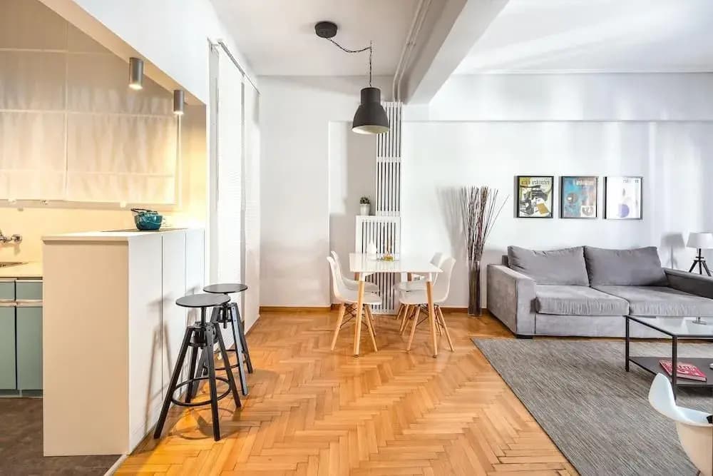 UPSTREET Modern Downtown Flat -Acropolis - photo 8