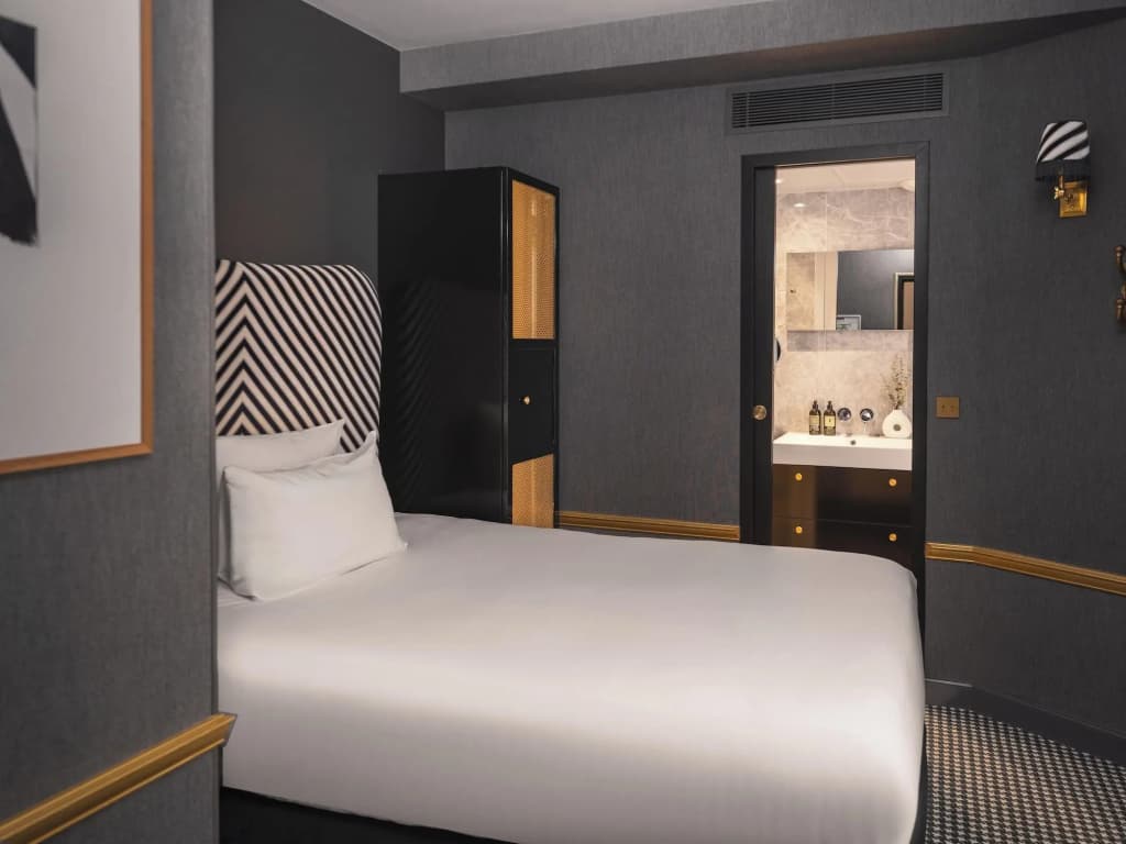 Snob Hotel - photo 31