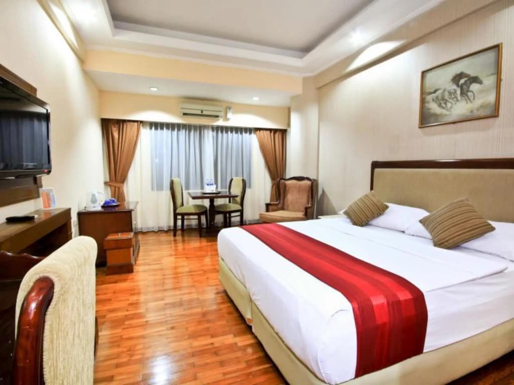 Grand Menteng Hotel - photo 4