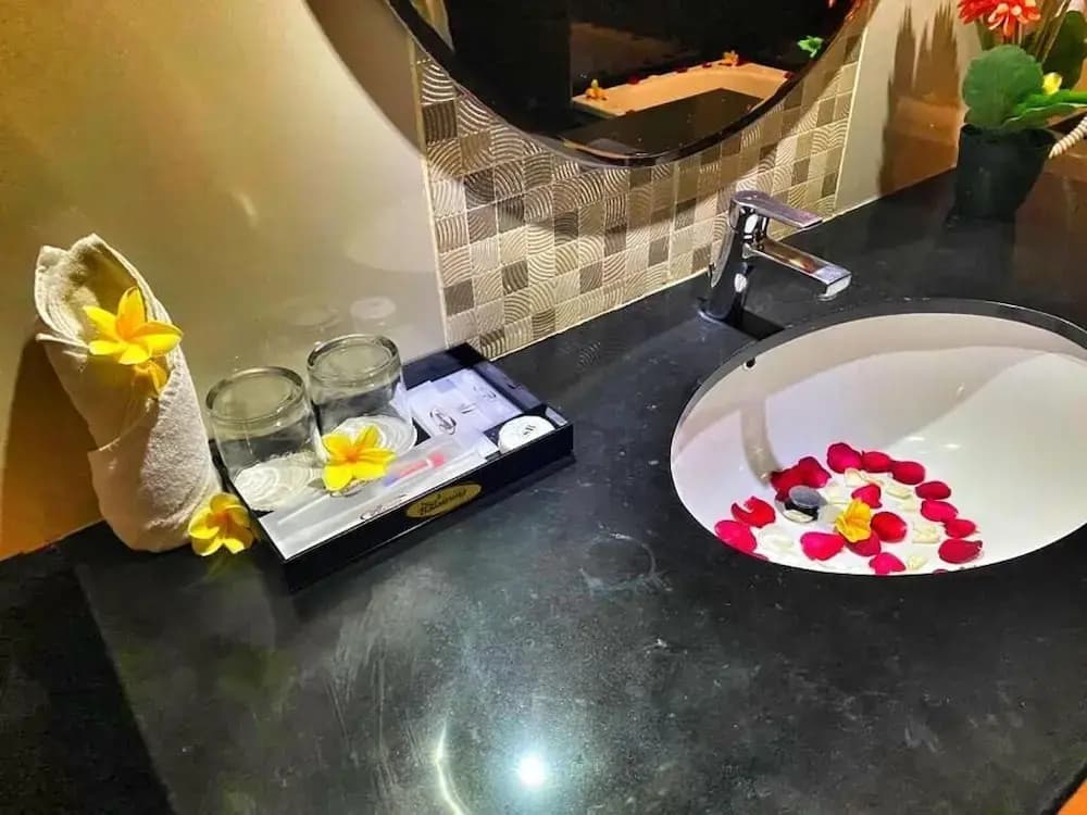 Balairung Hotel Jakarta - photo 12