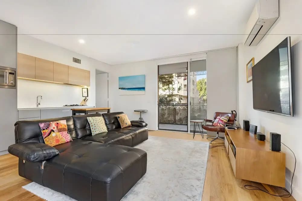 Surry Hills Modern Apartment 7 Bedford - photo 4