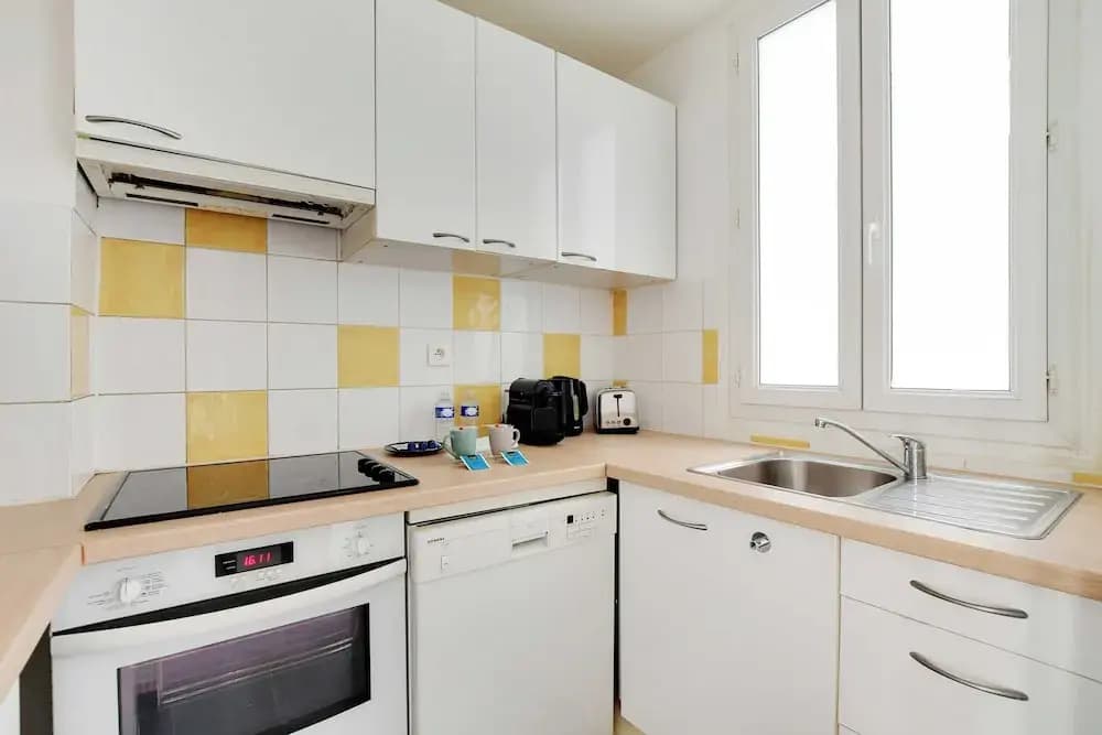 Bright Apartment - 2br-4p - Belleville - photo 10