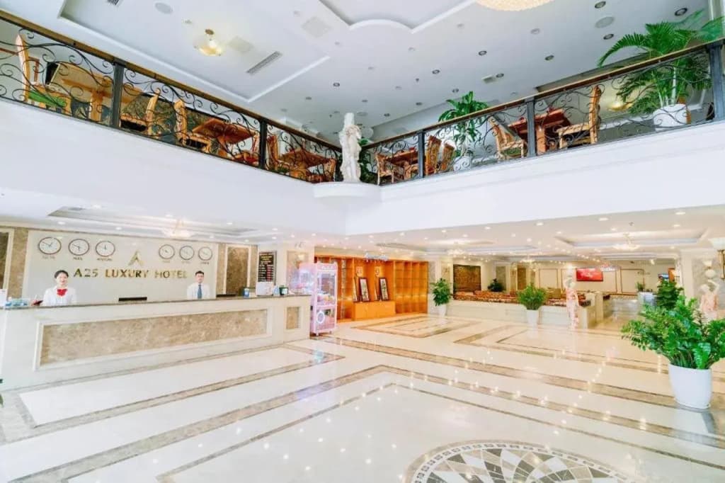 A25 Premium Hotel - photo 2
