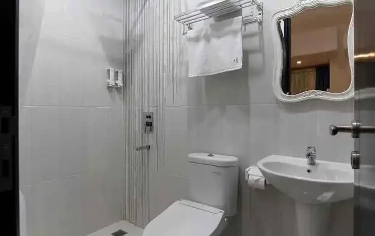 M Home - photo 8