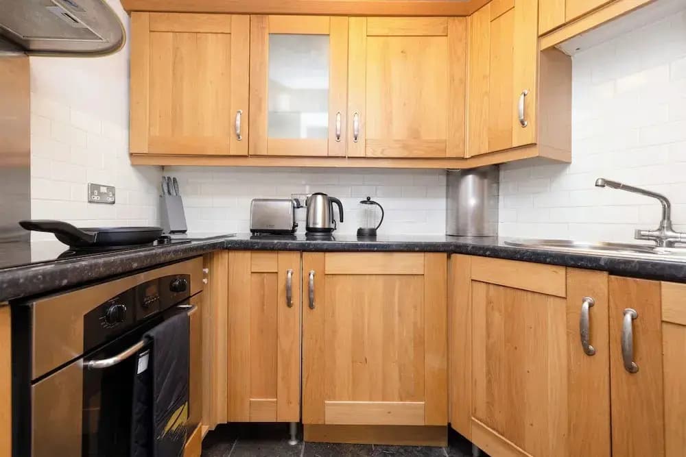 JOIVY Modern 1-bed flat in New Town - photo 4