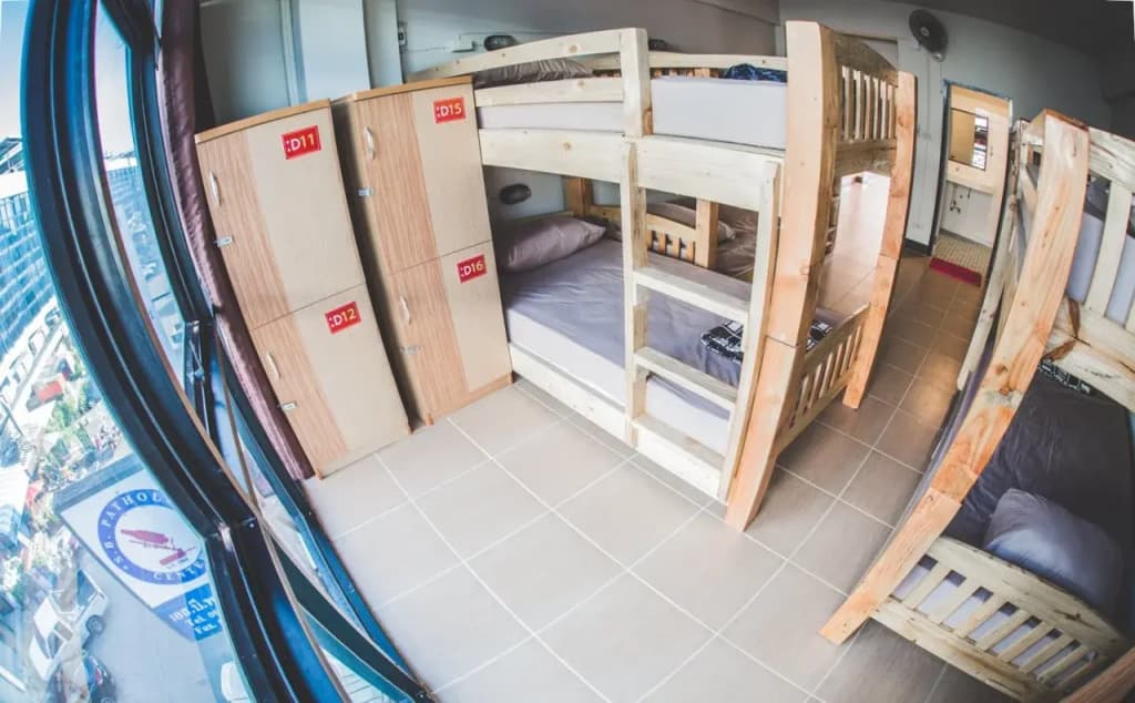 Dee Marc Hostel - photo 13