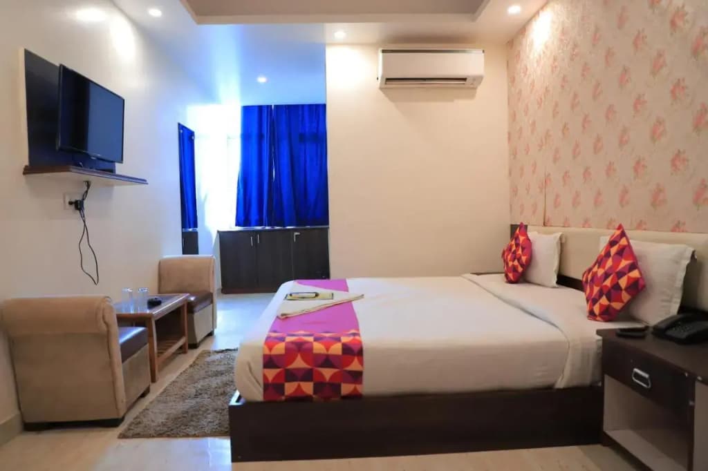Hotel The Raj Palace - photo 14