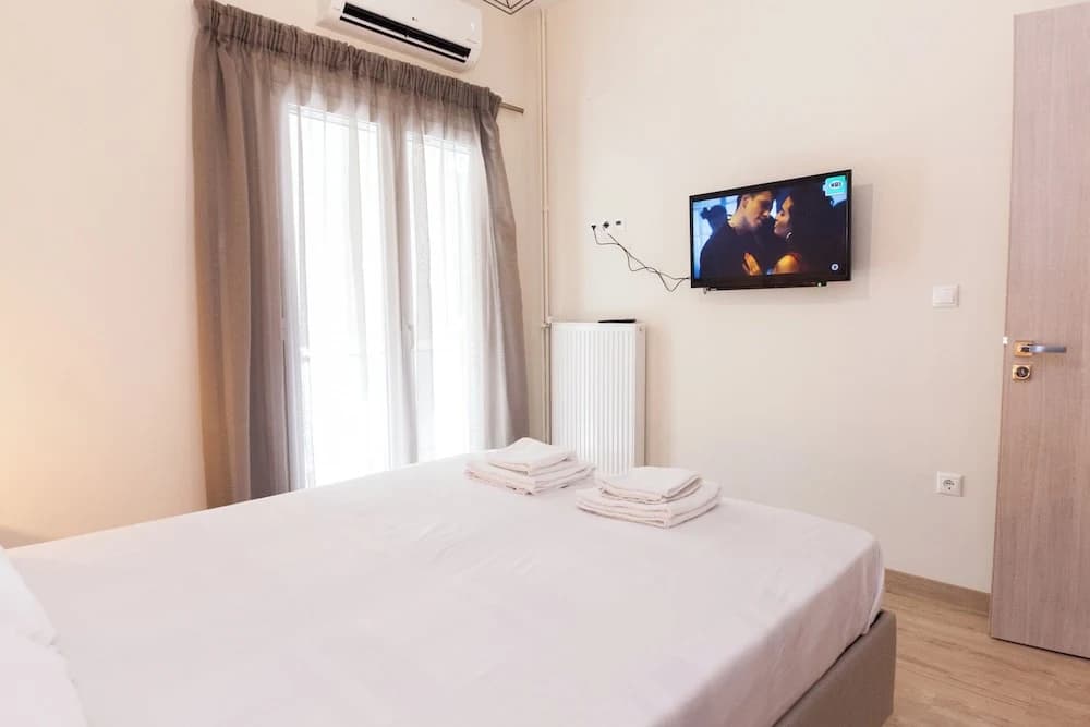 Urban Chic 2BR Experience in Galatsi - photo 2