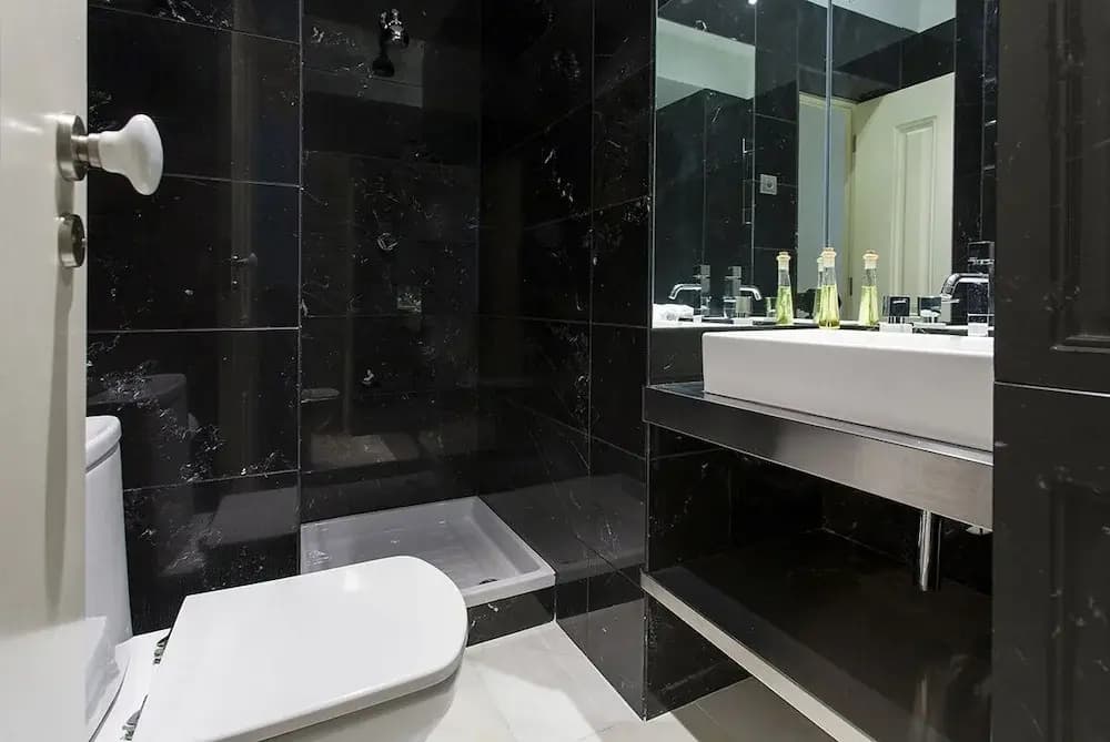ALTIDO Elegant 3BR Apt w/workspace in Chiado - photo 7