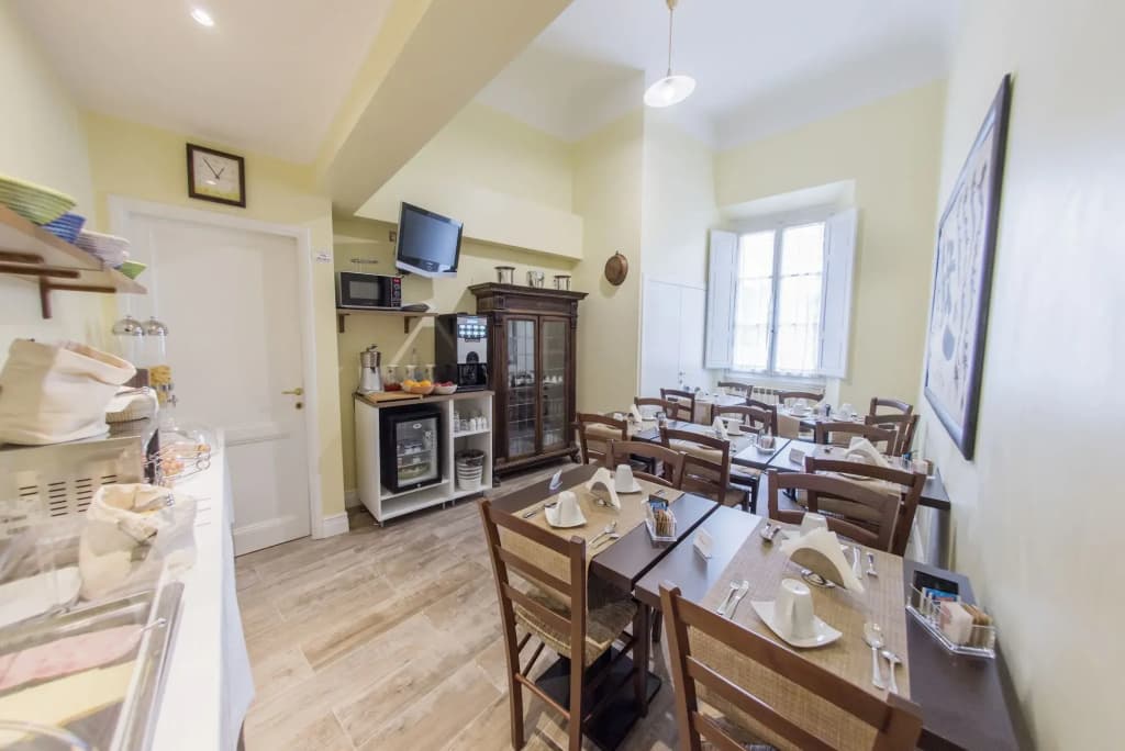N4U Guest House - photo 20