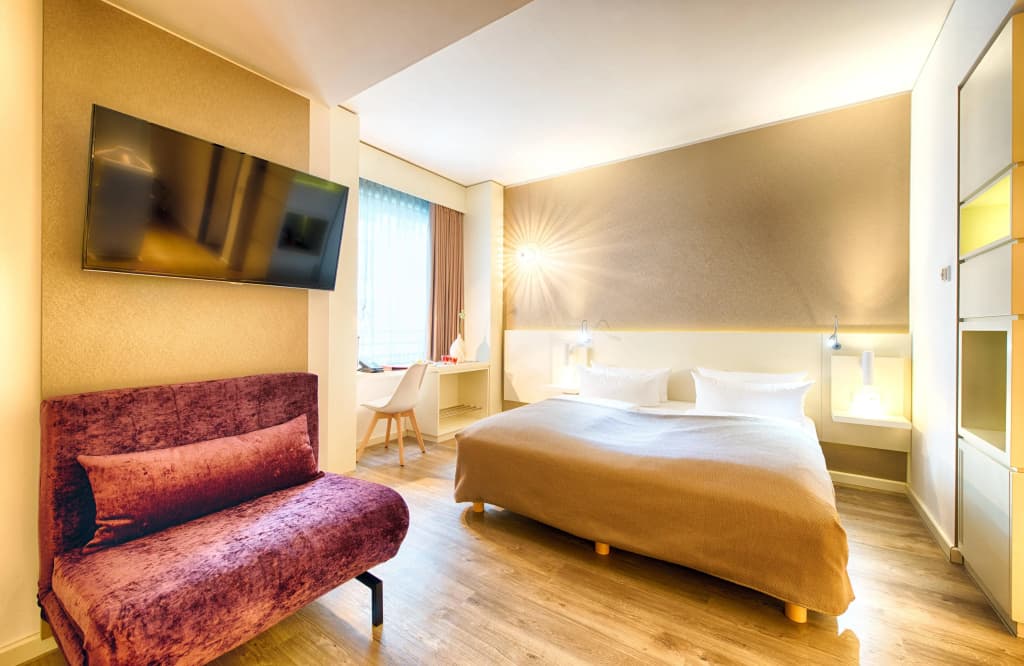 Leonardo Hotel Berlin Mitte - photo 25