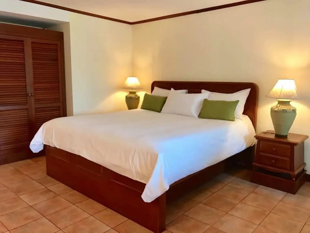 Surin Bay Inn - photo 6