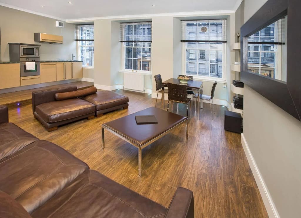 Burnets Apartments - photo 5