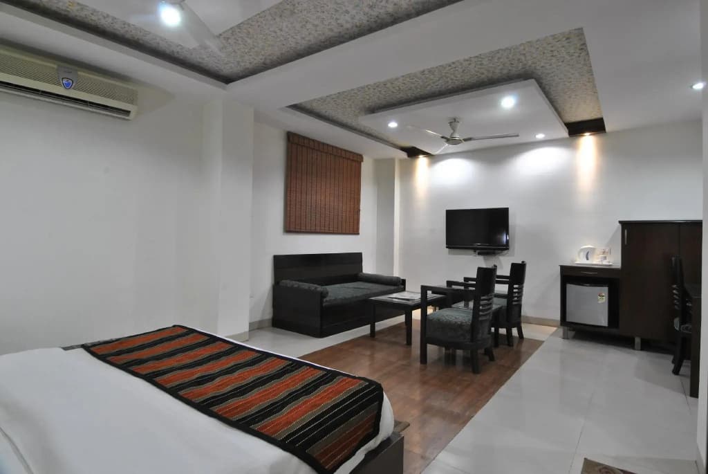 Hotel Chand Palace - photo 4