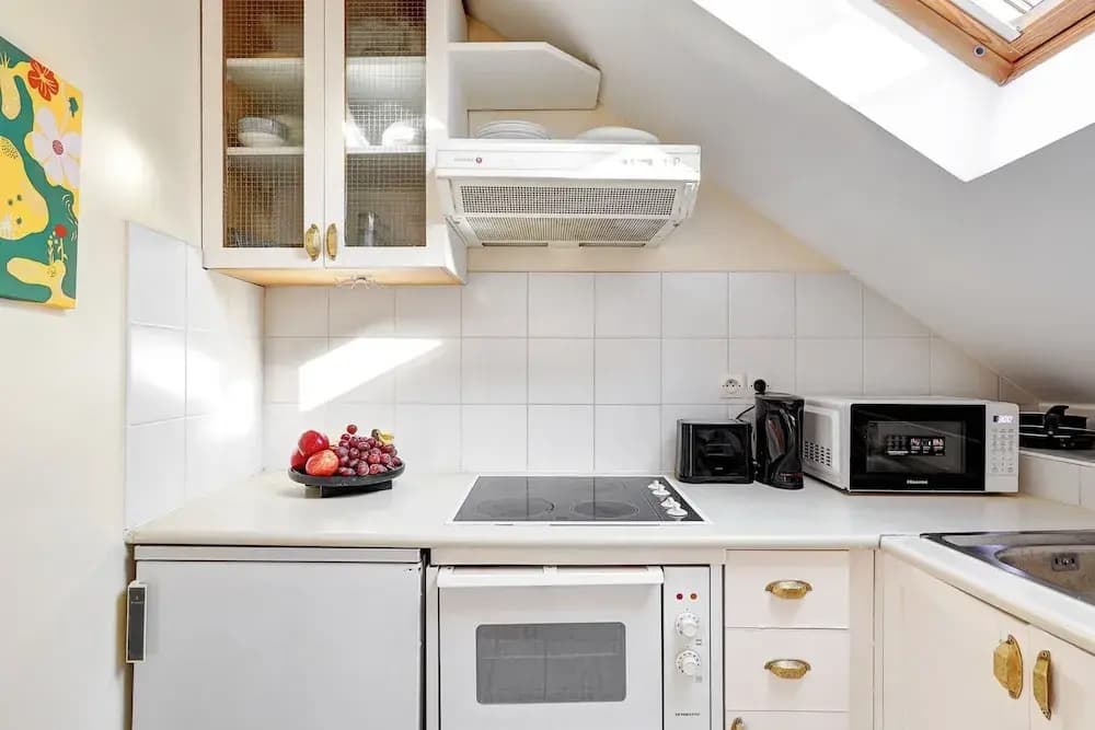 Comfortable 1BR in Latin Quarter - photo 13