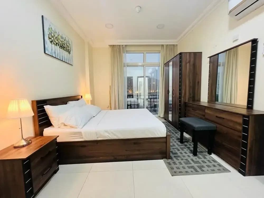 Chelsea Gardens Apartment - photo 3