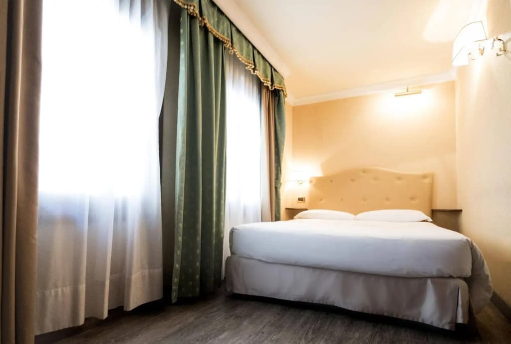 Hotel Anastasia - photo 3