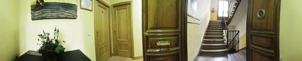 Hostal Las Cortes - photo 10