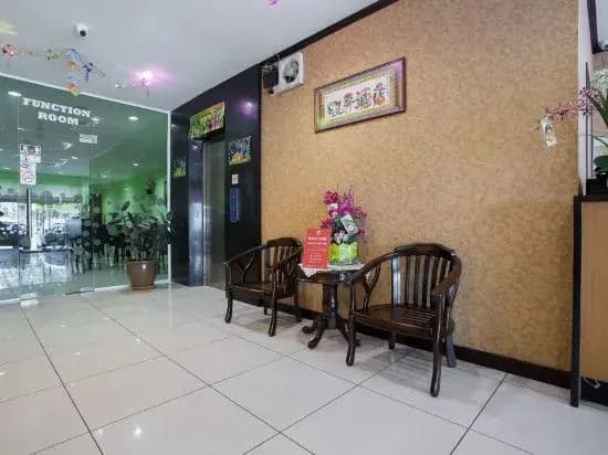 ZEN Rooms Taman Maluri Cheras - photo 9