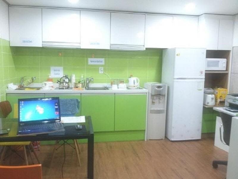 Hongdae Uncle Residence(홍대 엉클 레지던스) - photo 8