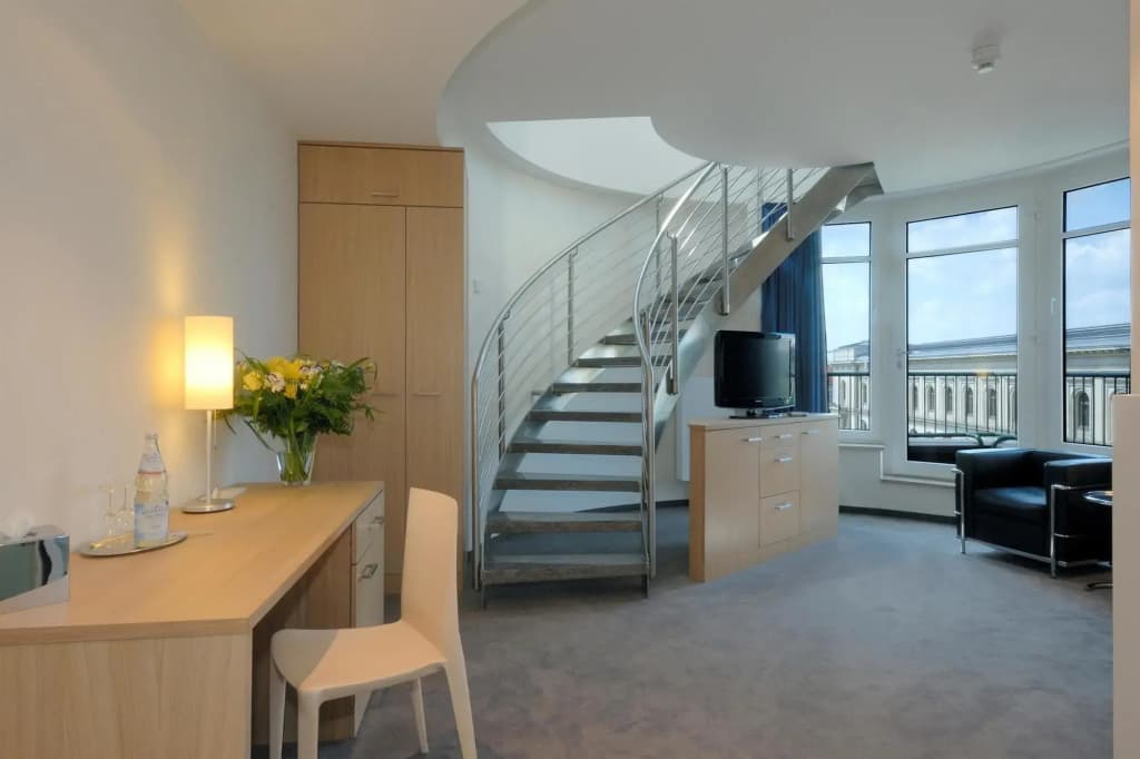 Hotel Berlin Mitte By Campanile - photo 16