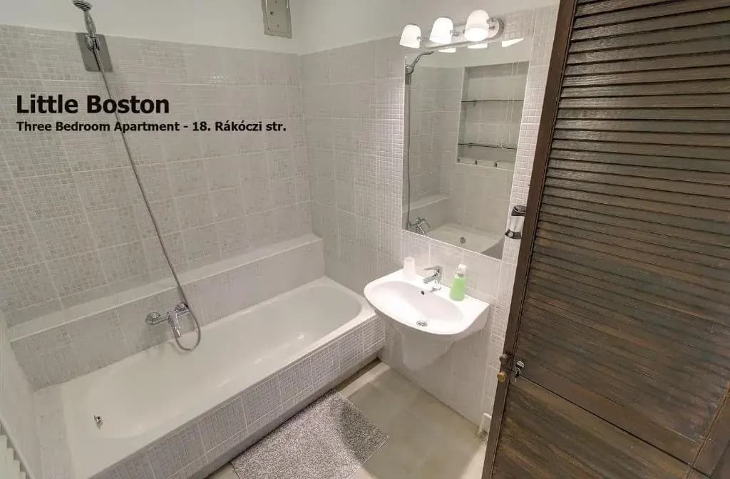 Little Americas SoHo Apartments - photo 2