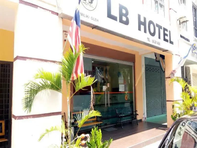 LB Hotel - main photo