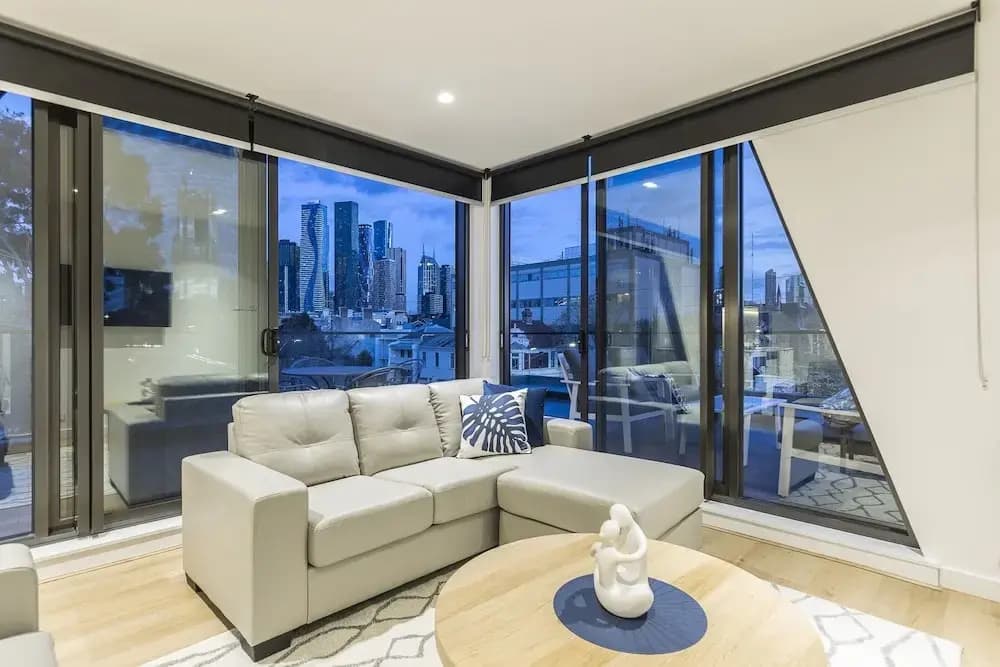 Q Squared Serviced Apartments - photo 7