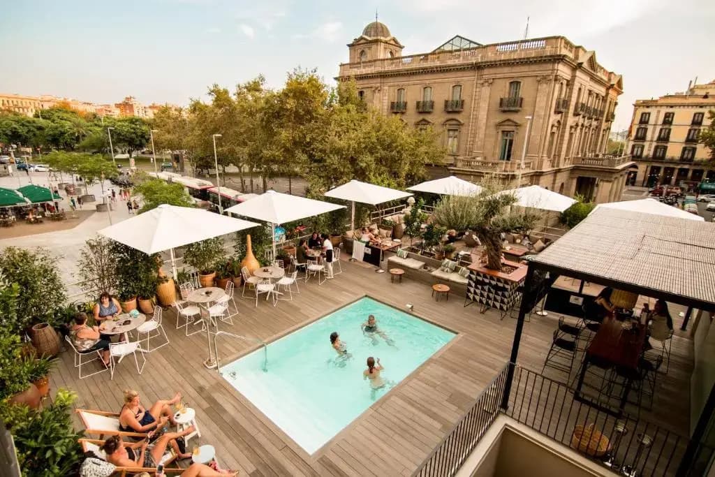 Hotel Oasis - photo 12