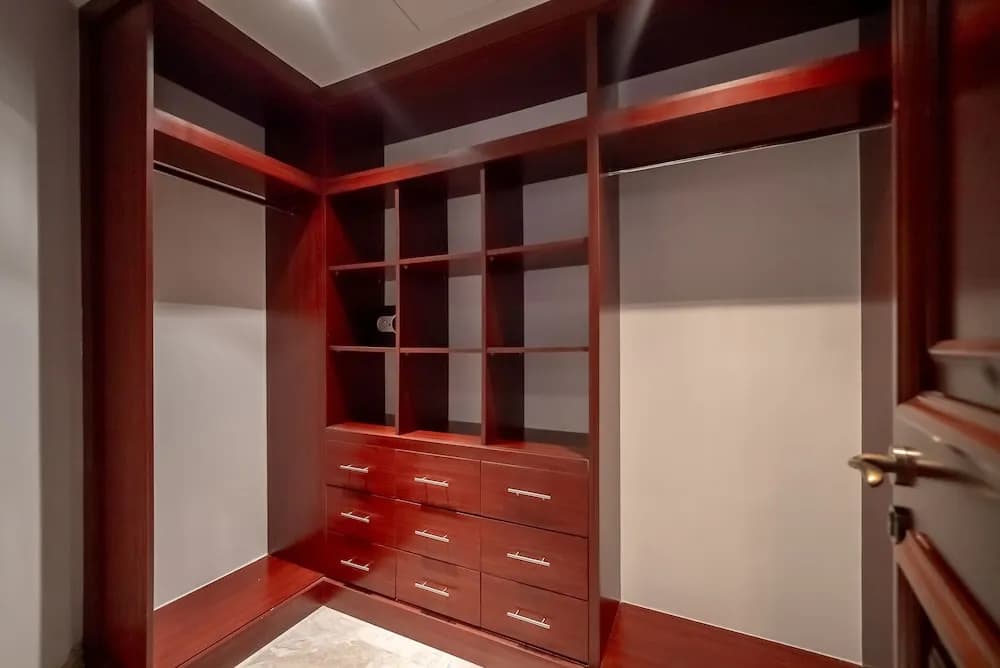 Stylish Urban 1BR Gem in Fairmont-90AB2 - photo 10
