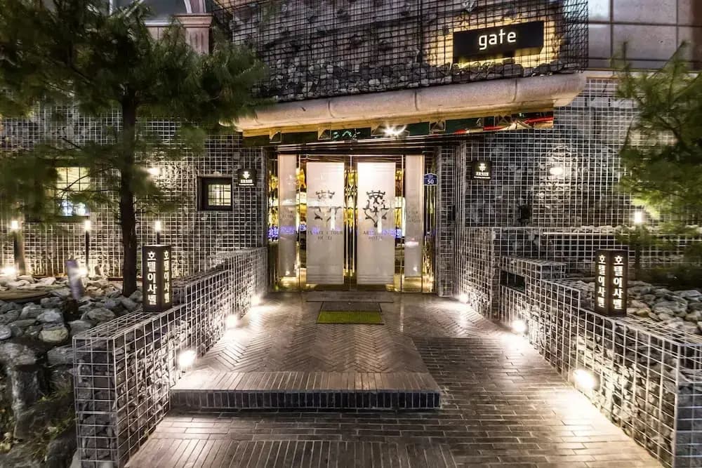 Hotel Isabelle - photo 1