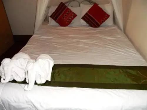 Huen Panicha Guesthouse - photo 2