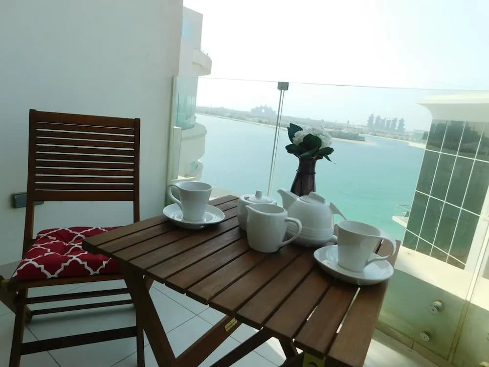 Luton Vacation Homes Royal Bay by Azizi - photo 19