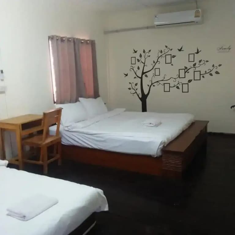 The Moat Hostel - photo 15