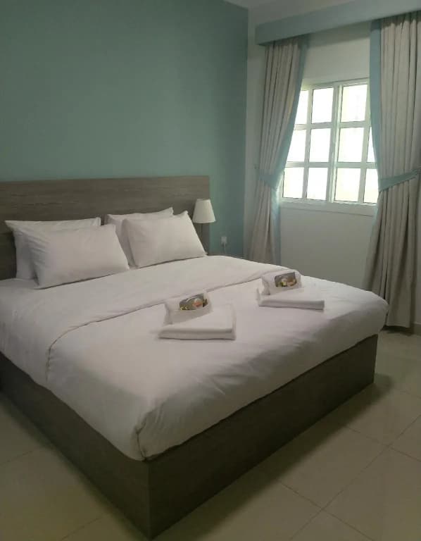 Sovereign Hotel - Marriage Certificate Required - photo 20