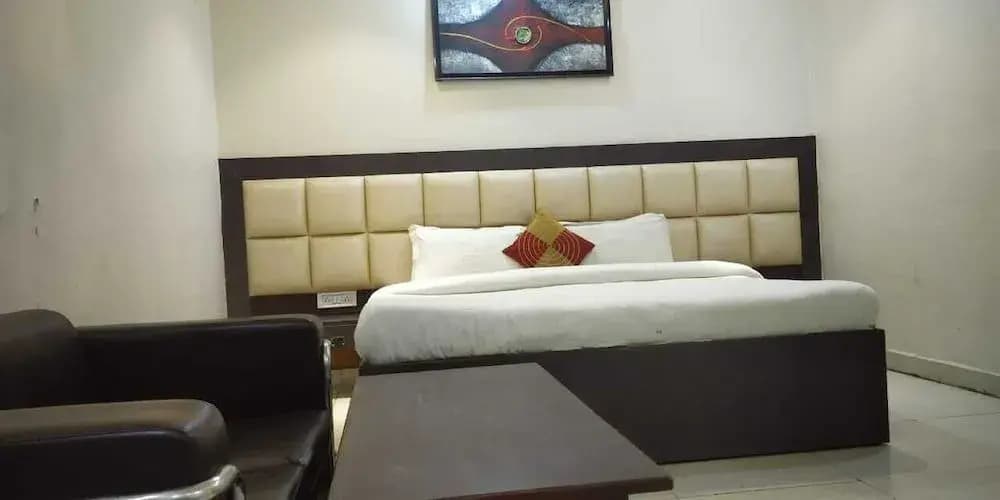 Hotel Ashiana - photo 5