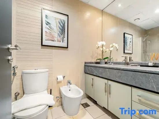 Silkhaus | Goldcrest Executive - photo 10