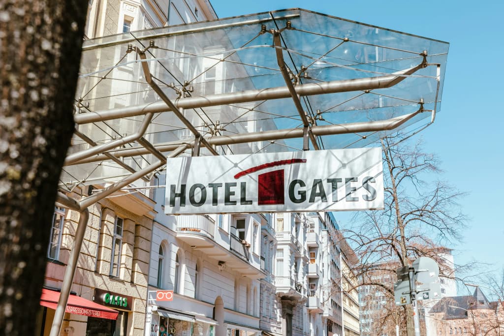 Novum Hotel Gates Berlin Charlottenburg - photo 1
