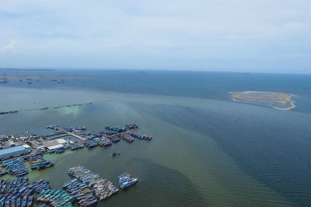 Baywalk Condominium Pluit With Ocean View - photo 13