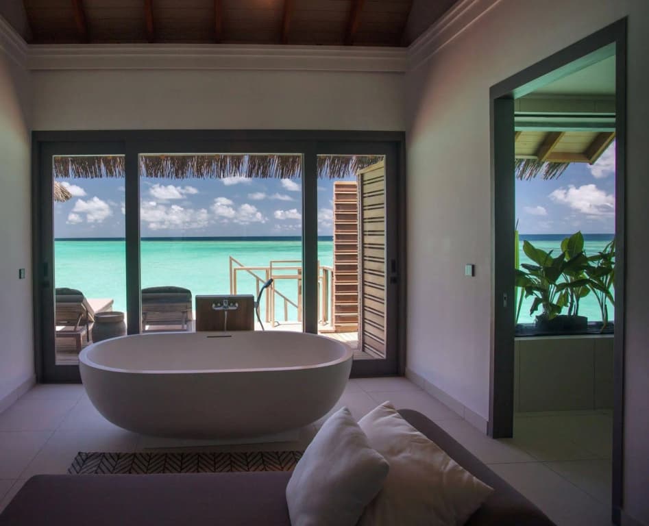 Vakkaru Maldives Hotel - photo 12