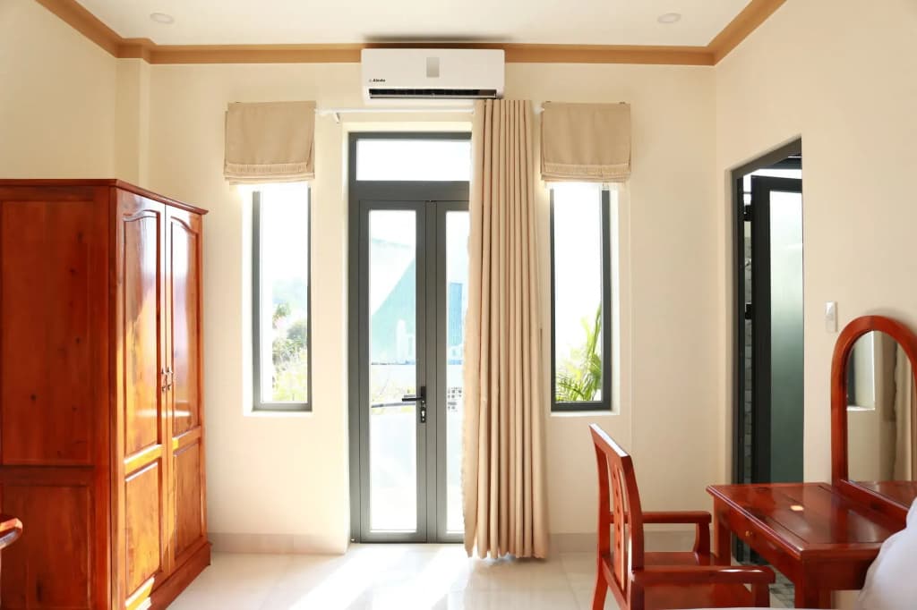 Lien Thong Hotel - photo 13