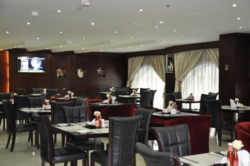 Tourist Hotel - photo 18