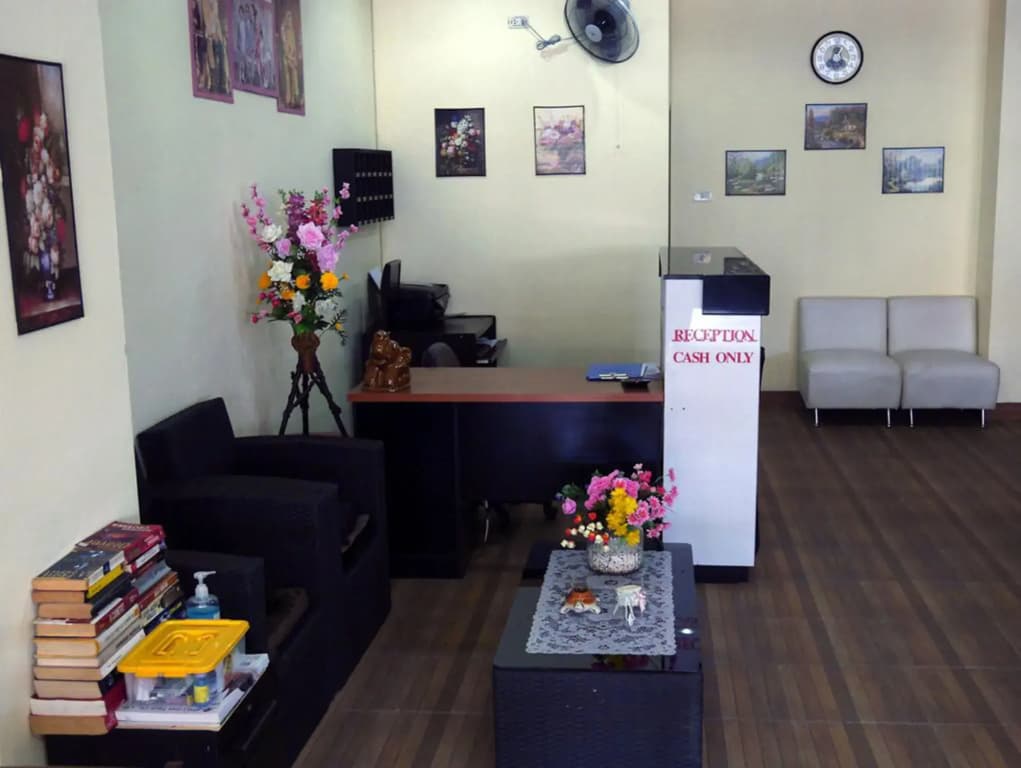 Lucky Patong Hotel - photo 10