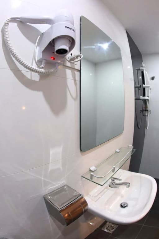 GL Hotel - photo 8