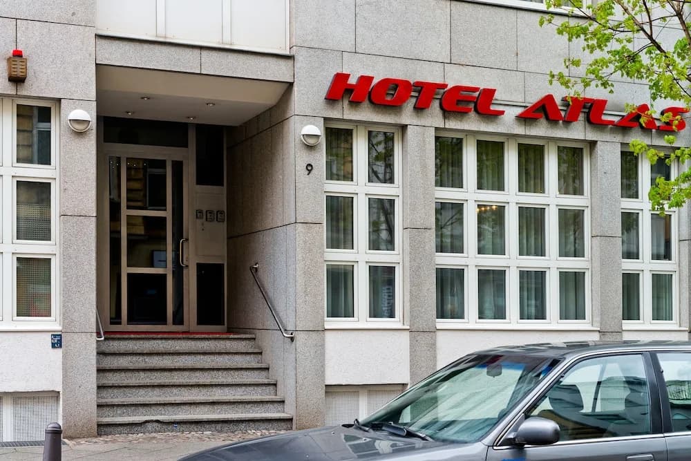 Atlas Berlin Hotel - photo 1